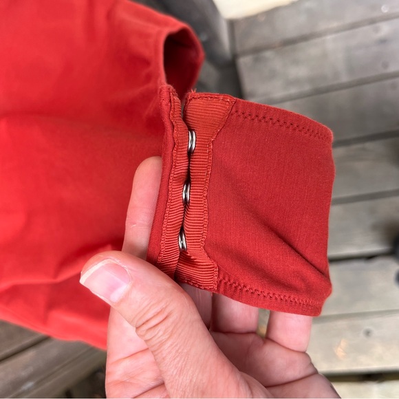 Everlane Supima Cotton High Neck Sleeveless Rust Bodysuit Sz S - Picture 5 of 11